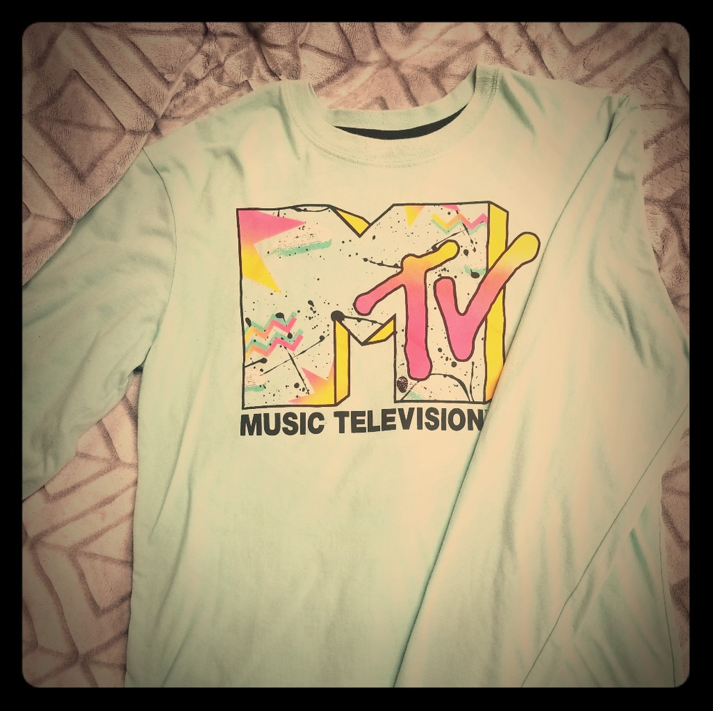 Long sleeve shirt